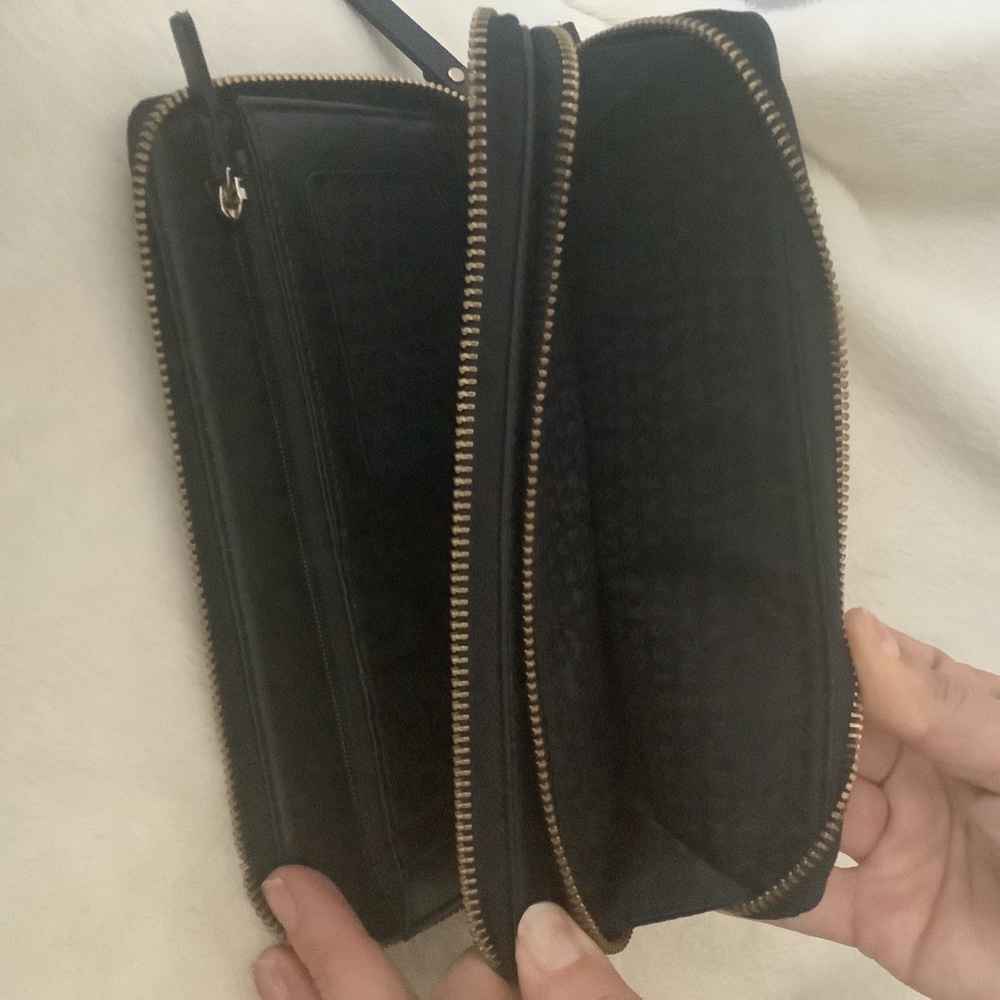 Wallet - Picture 4 of 4